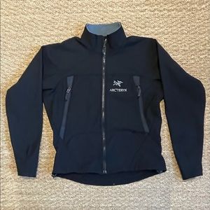 Arc’teryx black zip jacket XS gamma AR soft shell